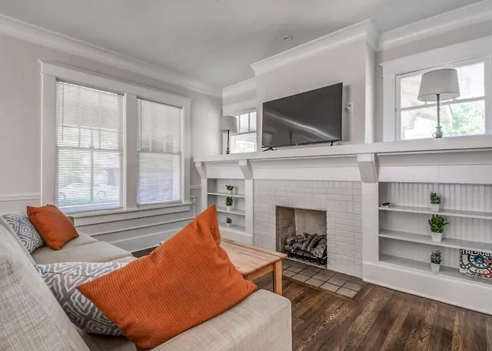 The Binghampton Bungalow- Mins To Zoo