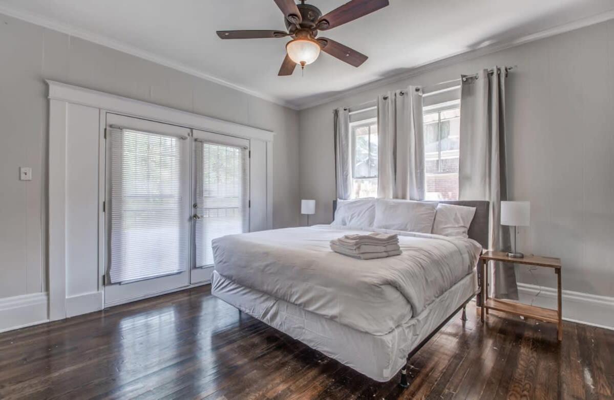 The Binghampton Bungalow- Mins To Zoo Holiday home Memphis