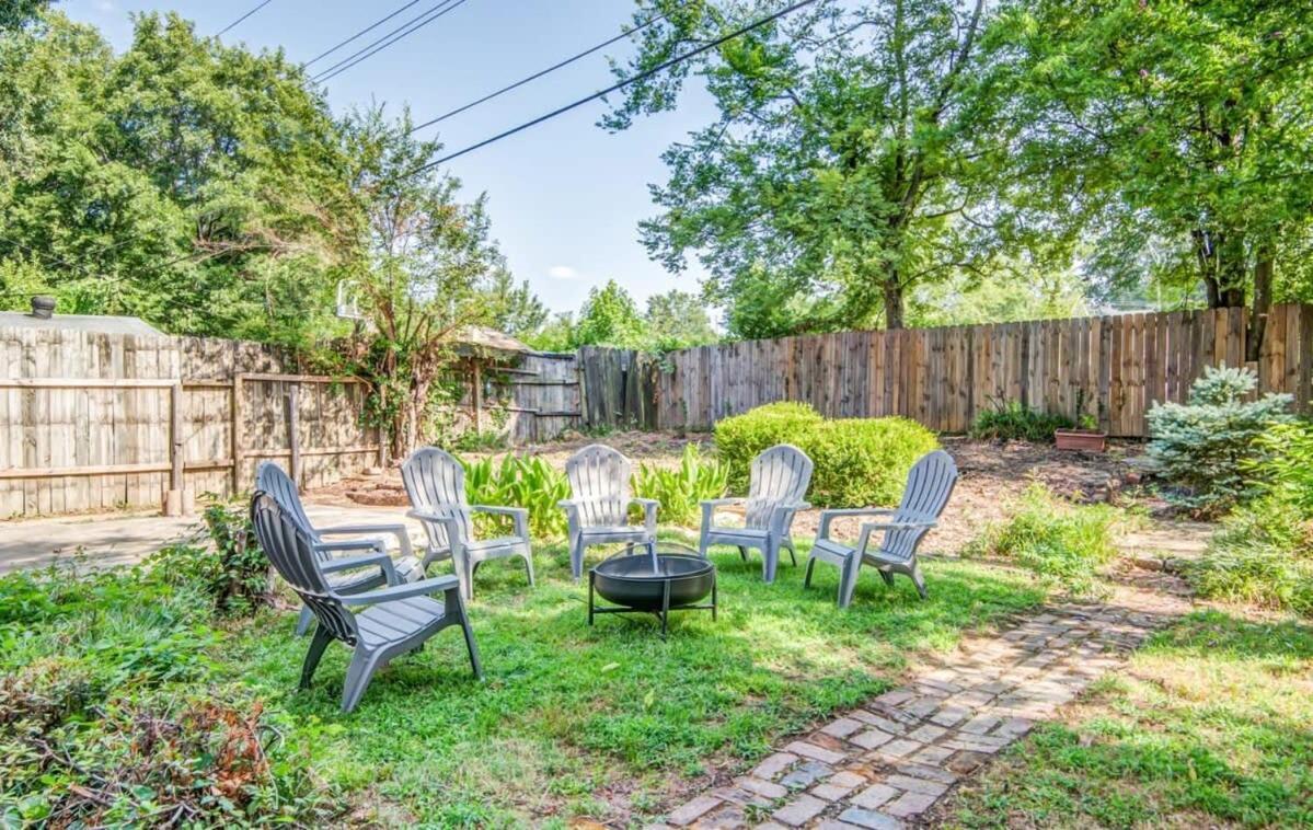 The Binghampton Bungalow- Mins To Zoo Holiday home Memphis