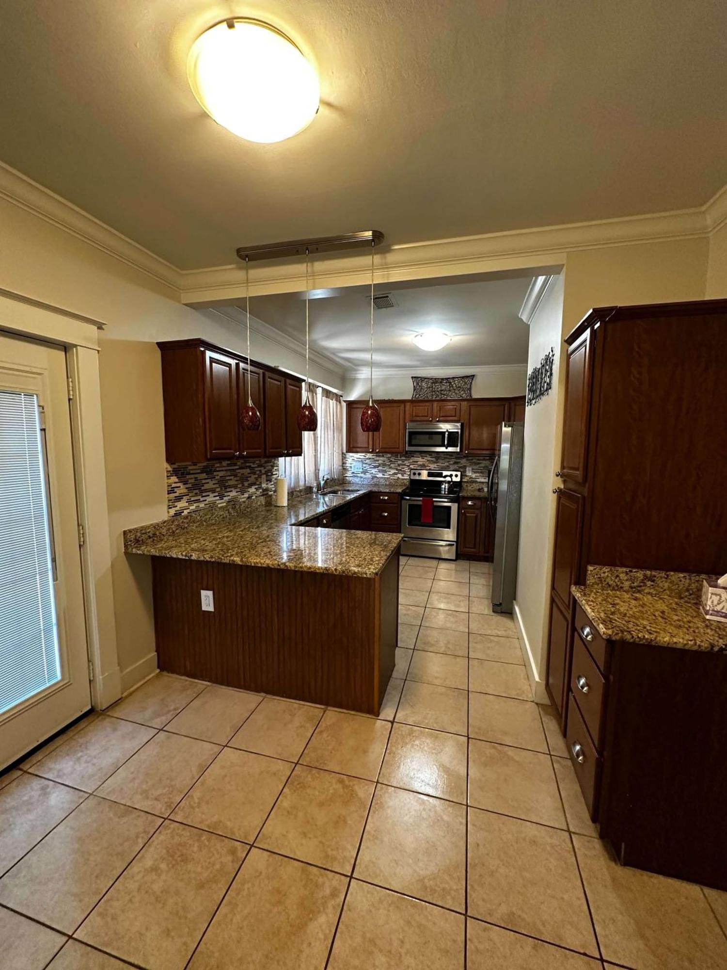 The Binghampton Bungalow- Mins To Zoo Memphis